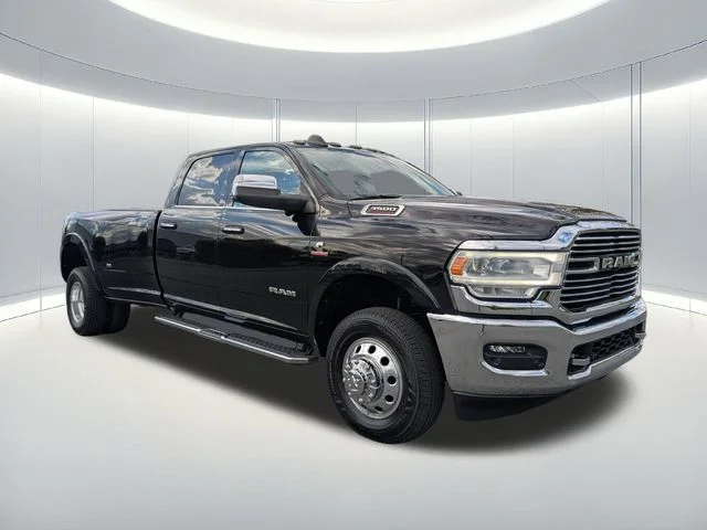 2020 RAM 3500 Laramie 4X4 Crew Cab LWB's photo
