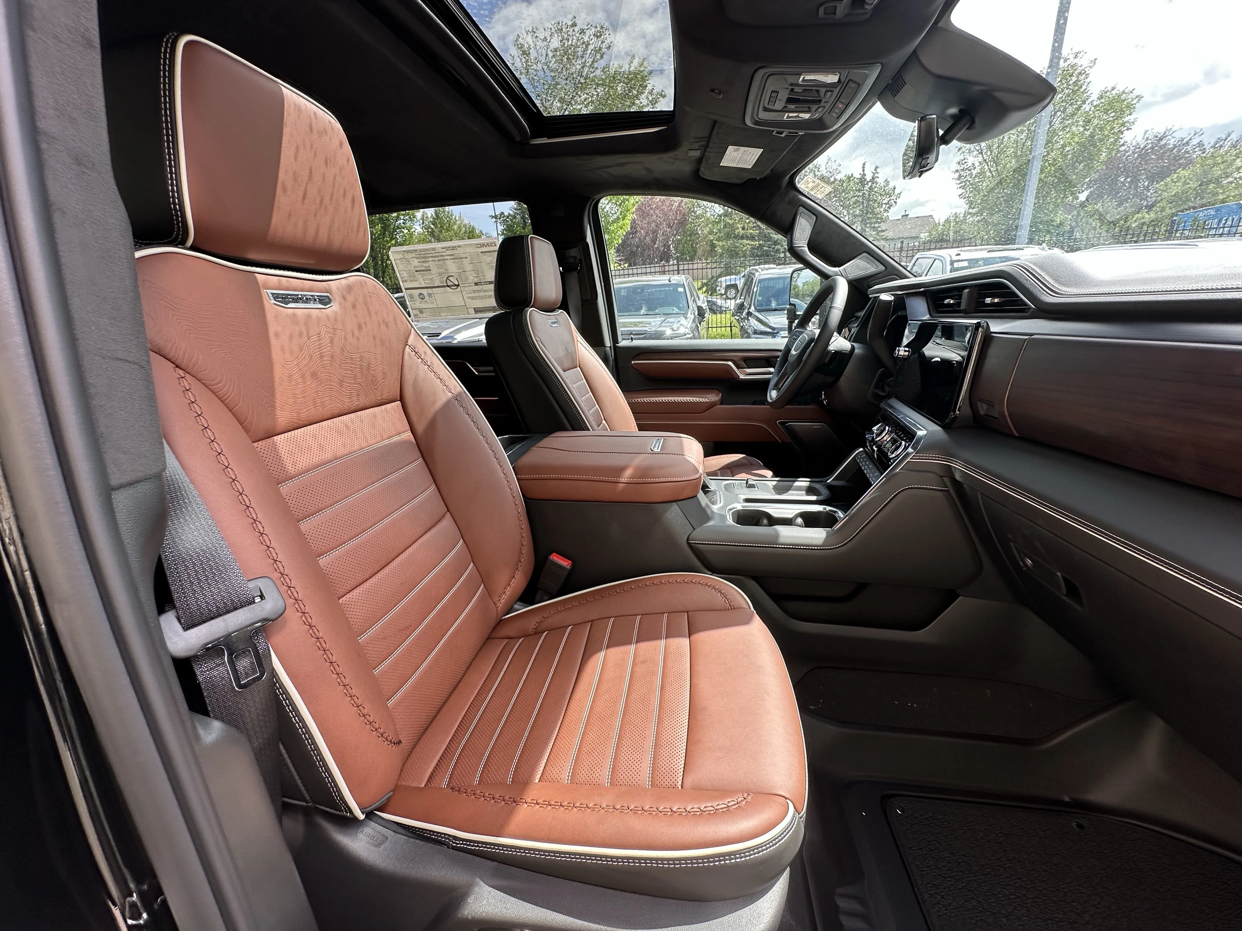 New 2026 Onyx Black GMC Denali Ultimate image 19