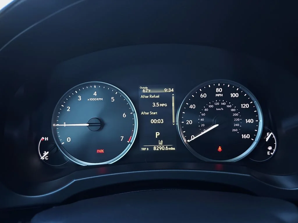 Used 2025 CLOUDBURST GRAY Lexus 300 image 21