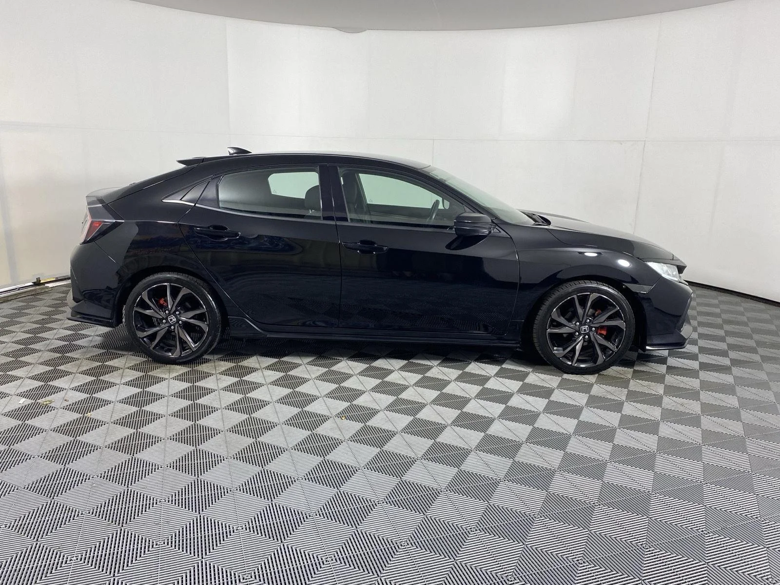 Used 2018 Crystal Black Pearl Honda Sport image 9
