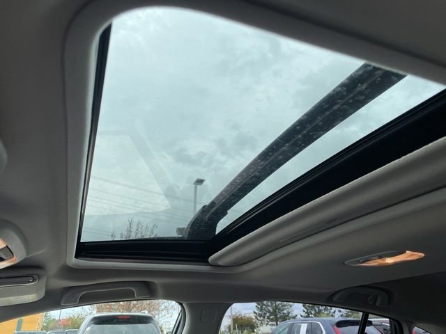 Used 2019 Gray Subaru 2.0i Limited image 25