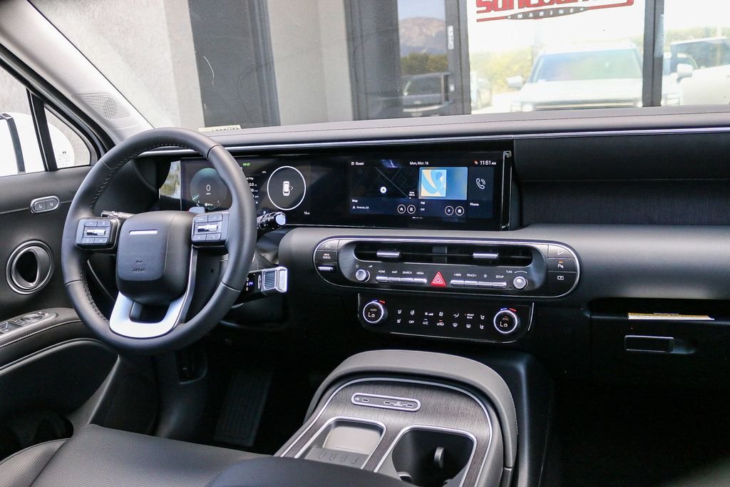 New 2026 White Hyundai SEL Premium image 12
