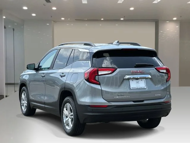 Used 2023 Silver GMC SLE image 4