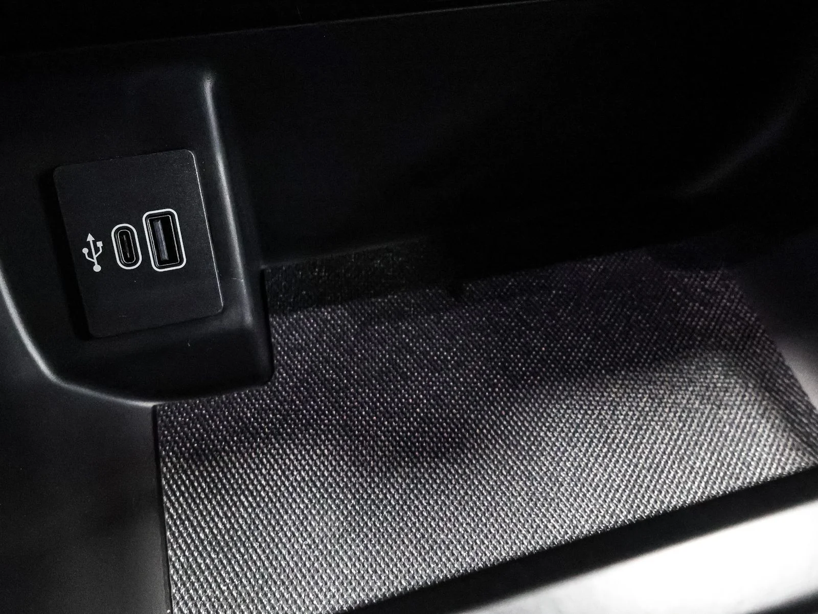 New 2026 Avalanche Ford XLT image 30