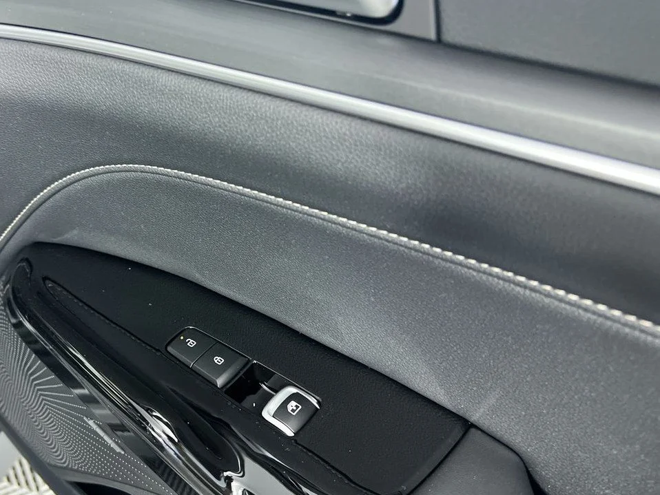New 2026 Aurora Black Pearl Kia GT-Line FWD image 30