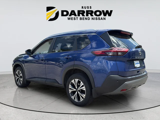 Used 2022 Blue Nissan SV image 3