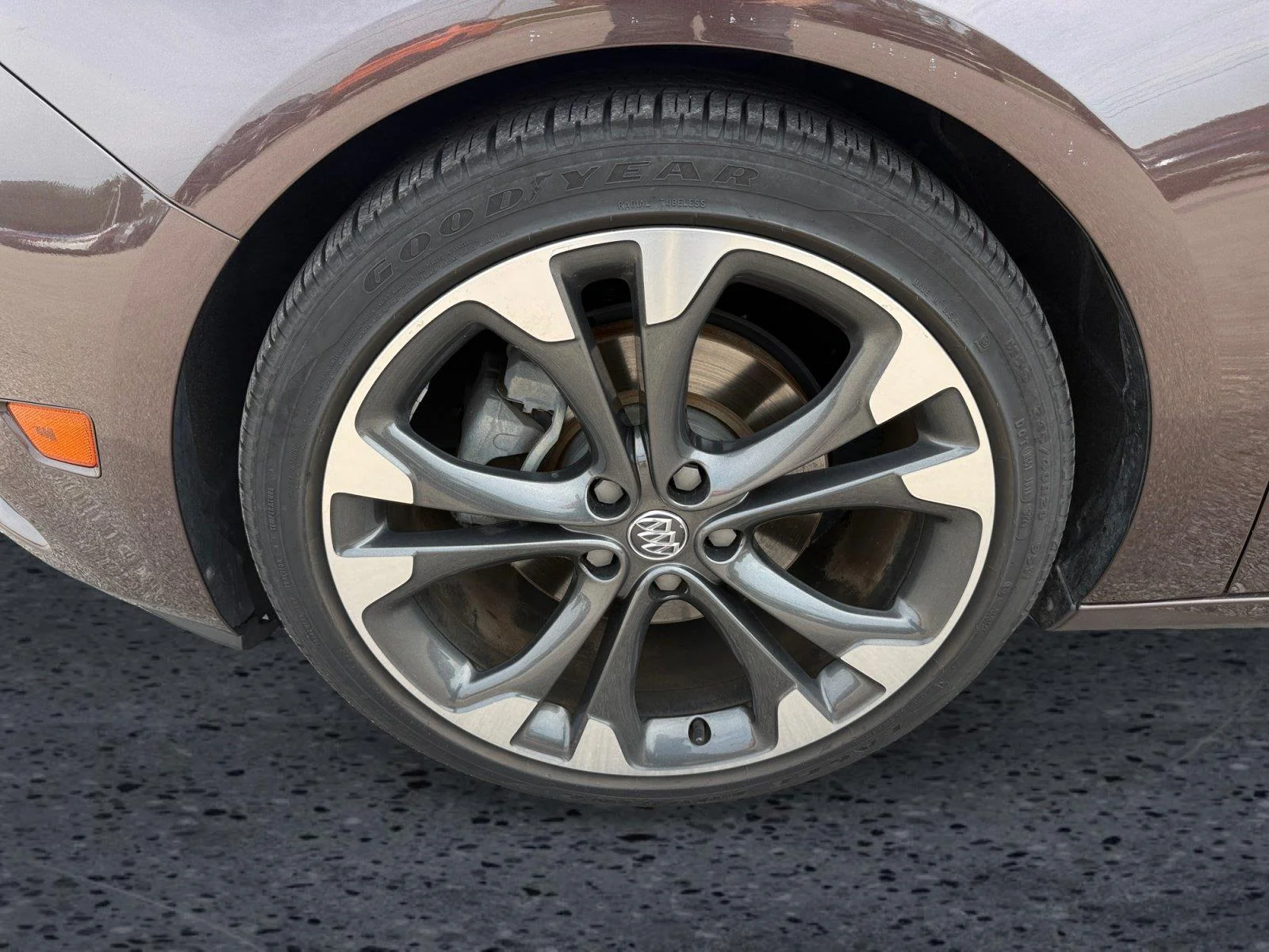 Used 2016 Toasted Coconut Metallic Buick Premium image 9