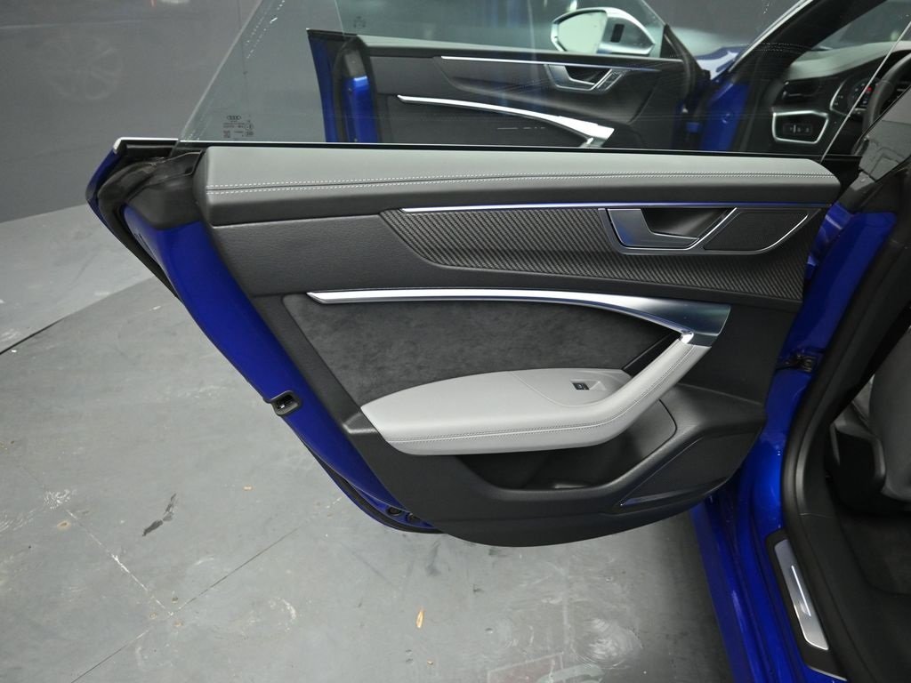 2023 AUDI S7 - Image 24