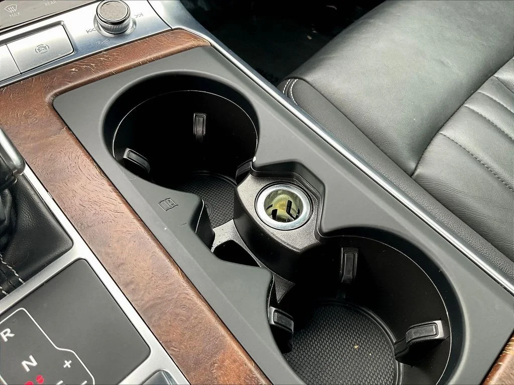 Used 2020 Brilliant Black Audi  image 16