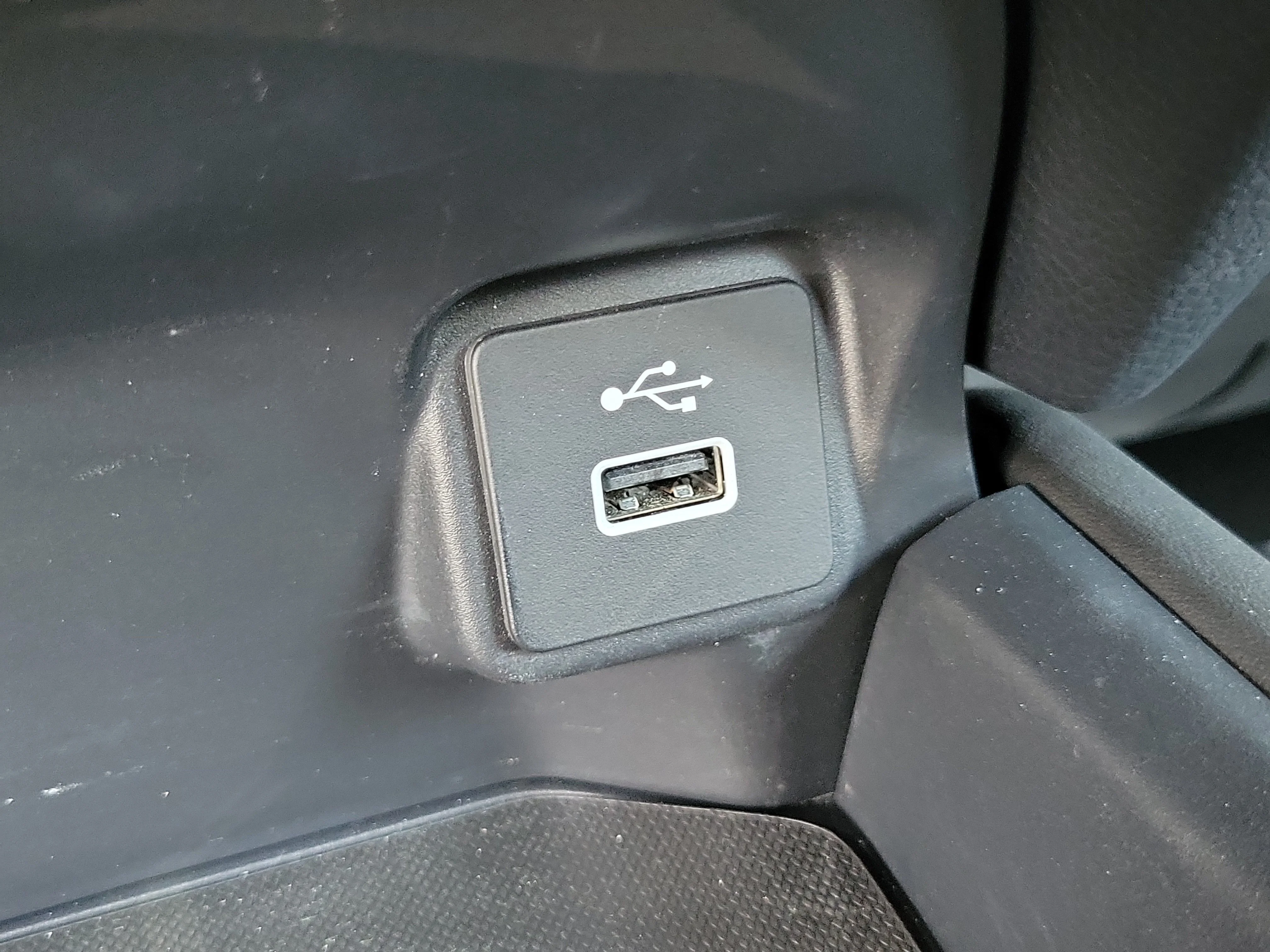 Certified Used 2023 Modern Steel Metallic Honda 2WD LX image 30