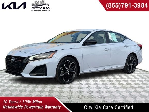 2024 Nissan Altima 2.5 SR's photo
