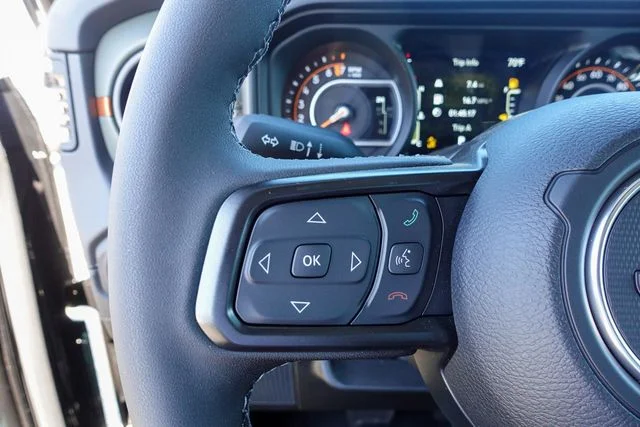 New 2026 Black Jeep Mojave X image 19