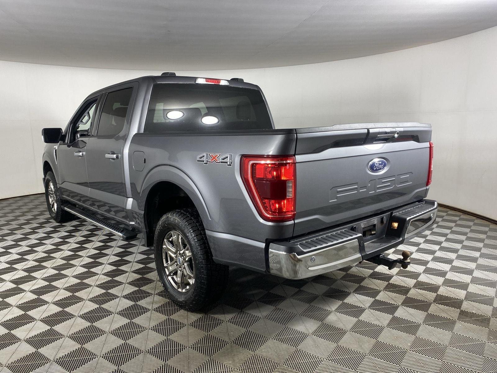 Used 2022 Carbonized Gray Ford XLT image 15