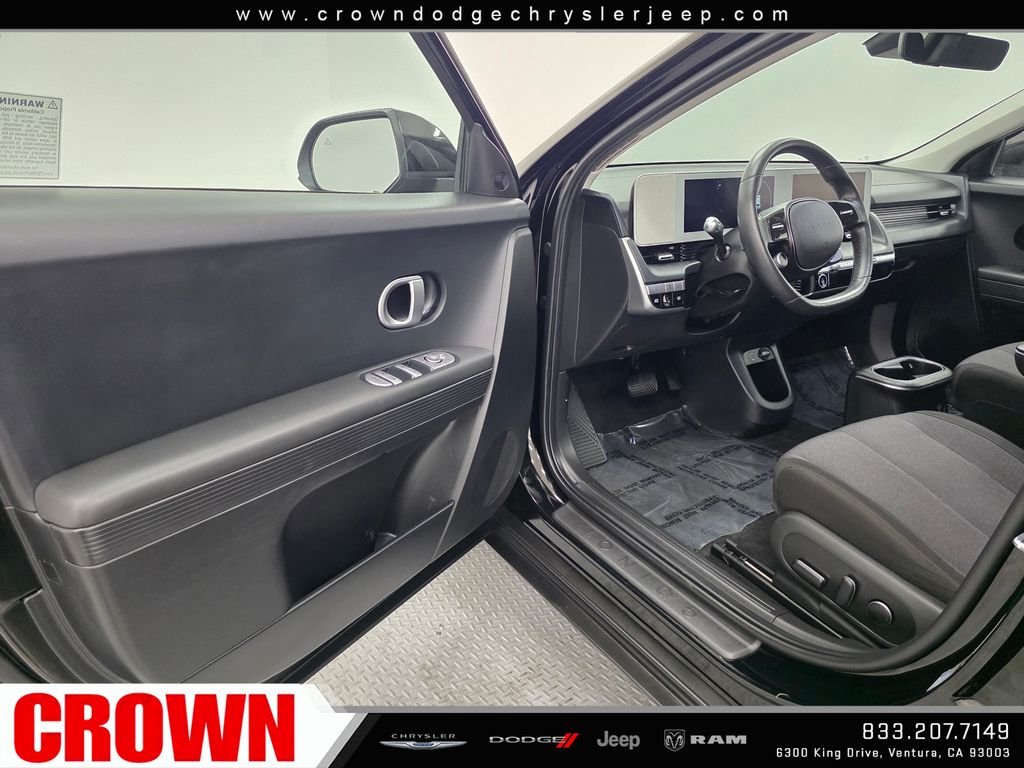 Used 2024 Black Hyundai SEL image 22