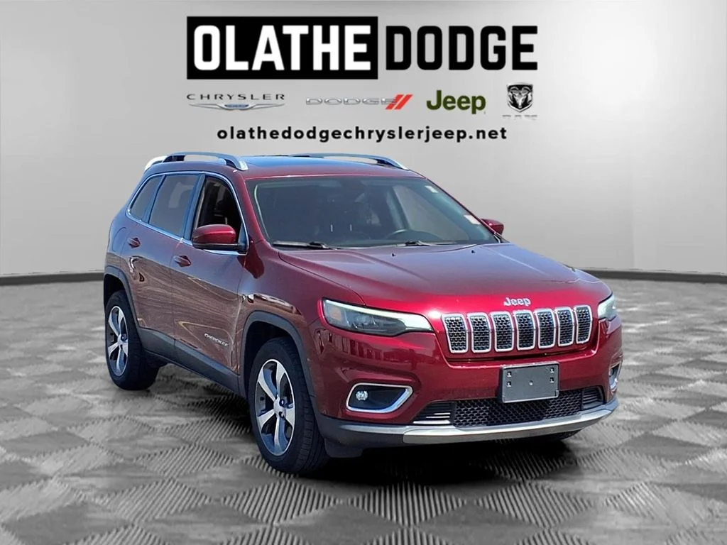 Used 2019 Red Jeep Limited image 29
