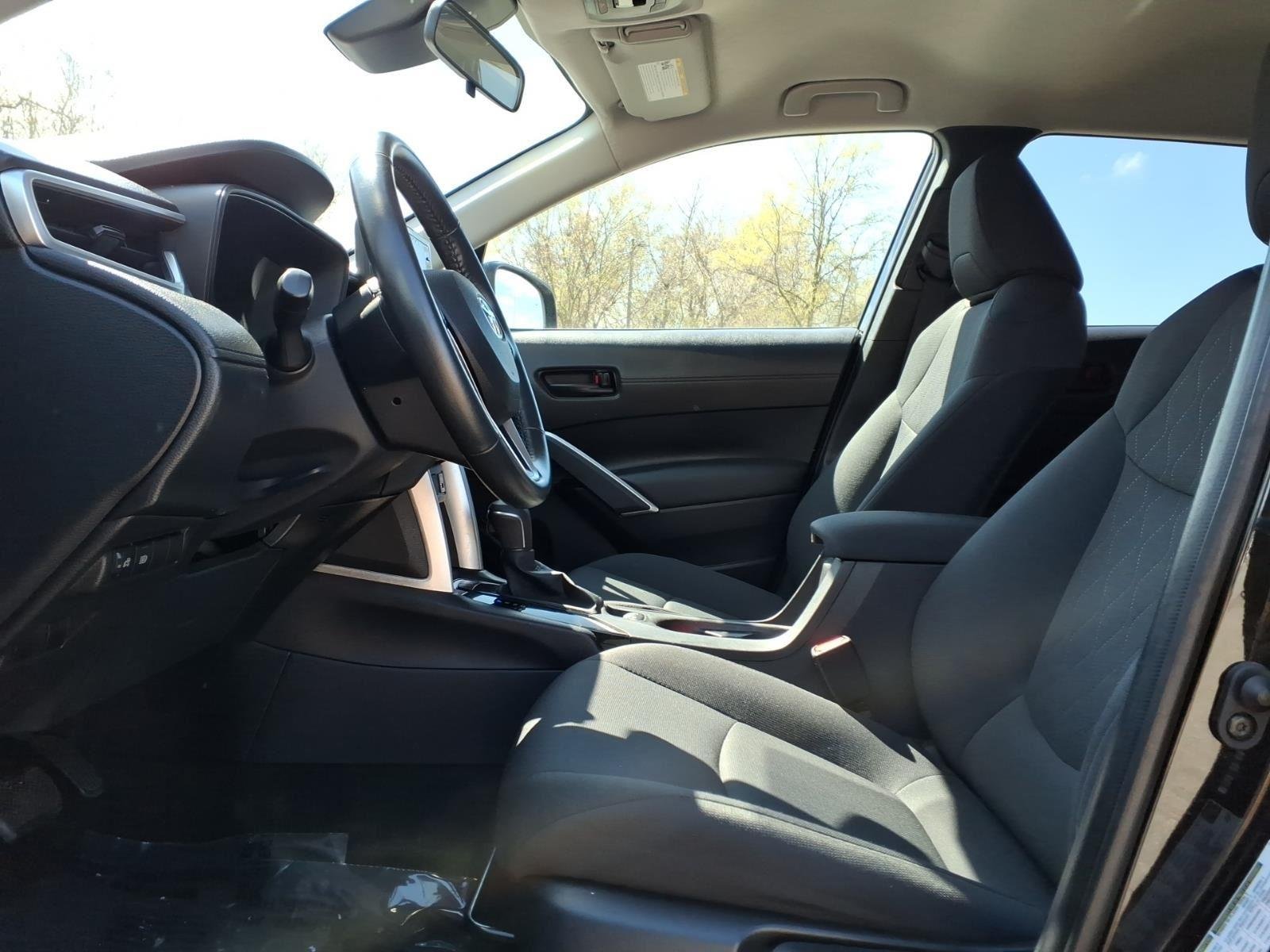 2022 Toyota Corolla Cross LE - Photo 33