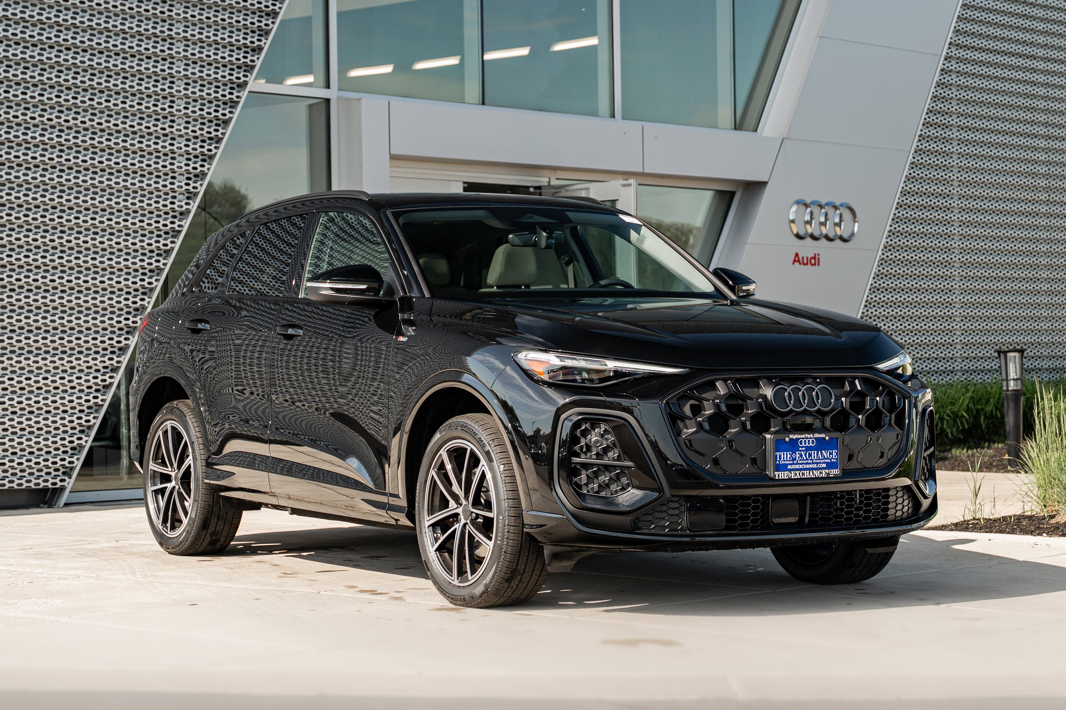 2026 Audi Q5 Premium Plus quattro's photo