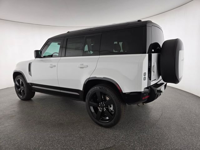 New 2026 Fuji White Land Rover X-Dynamic SE image 16