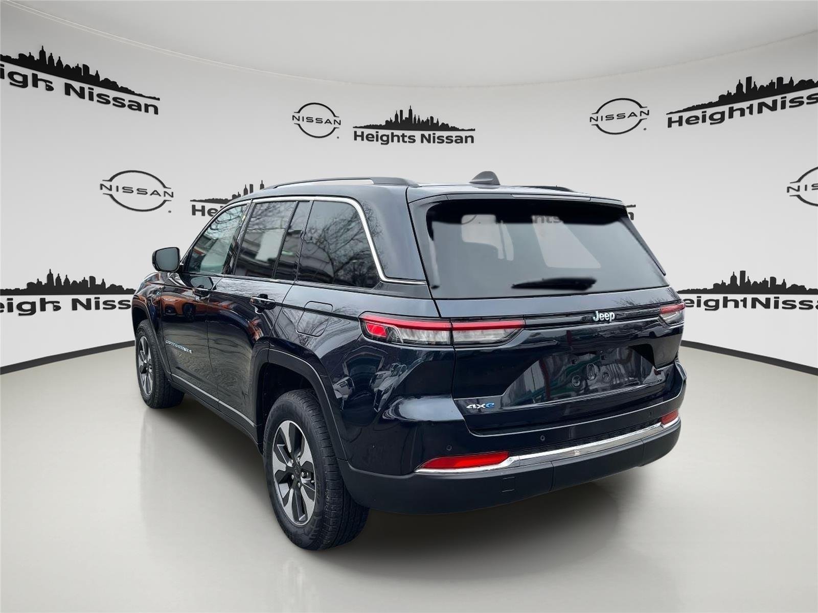 Used 2024 Jeep Grand Cherokee 4xe with VIN 1C4RJYB62RC709951 for sale in Jackson Heights, NY