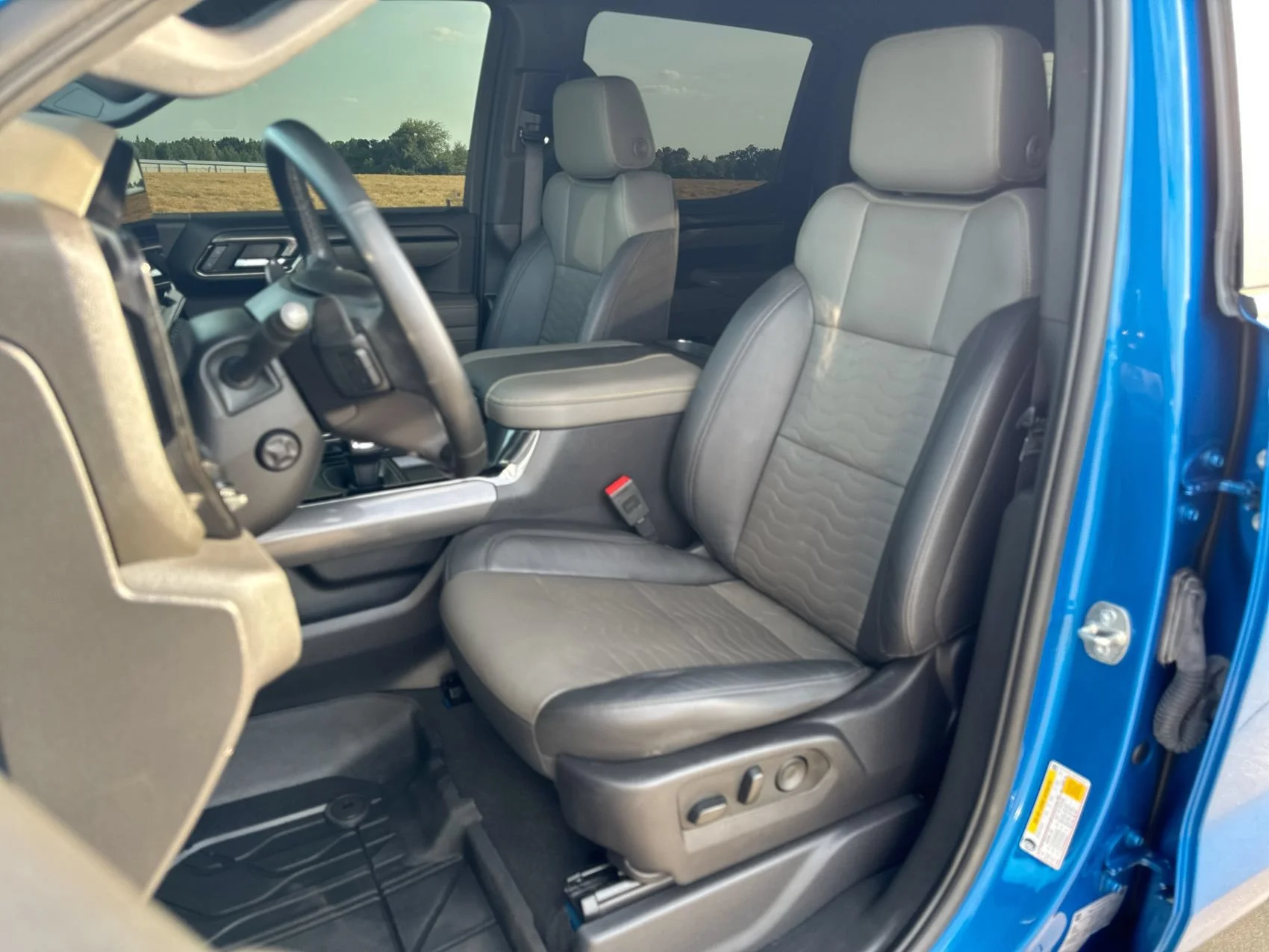 Used 2024 Glacier Blue Metallic Chevrolet ZR2 image 11