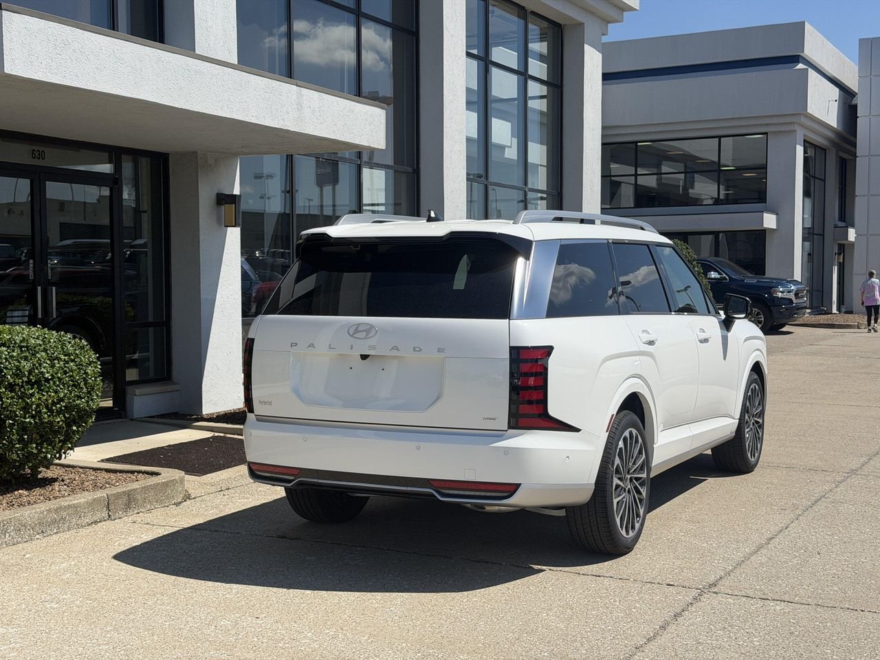 New 2026 Creamy White Pearl Hyundai Calligraphy image 5
