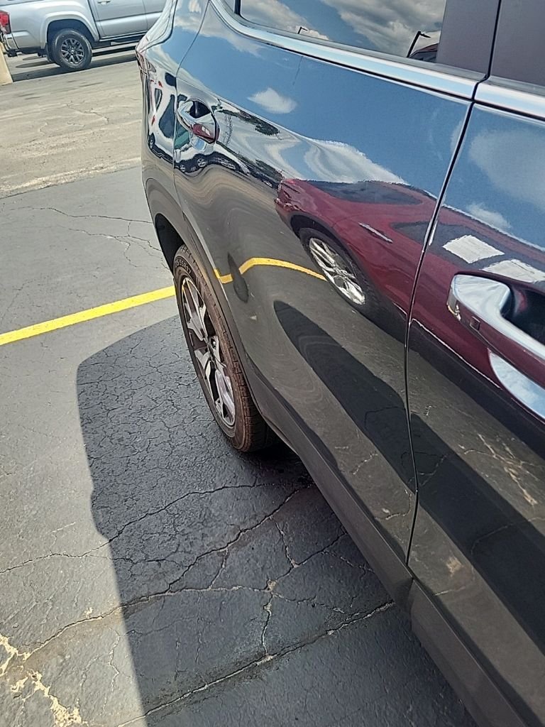 Used 2021 Gravity Gray Kia EX image 6