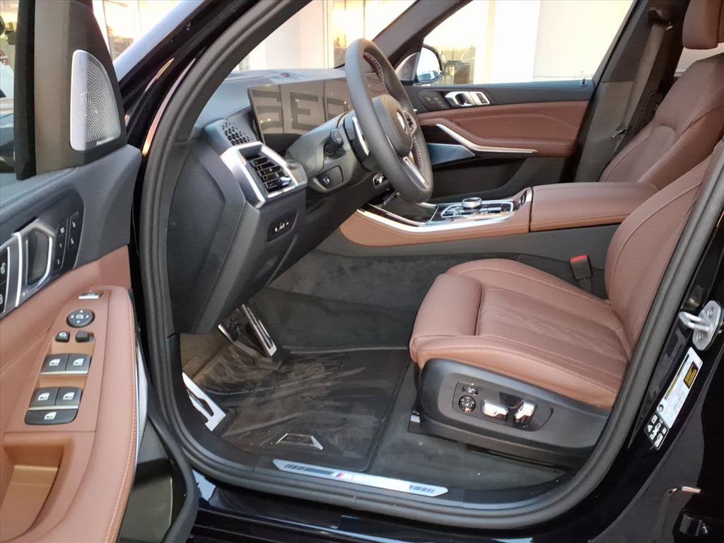 2026 BMW X5 M60i - Photo 19