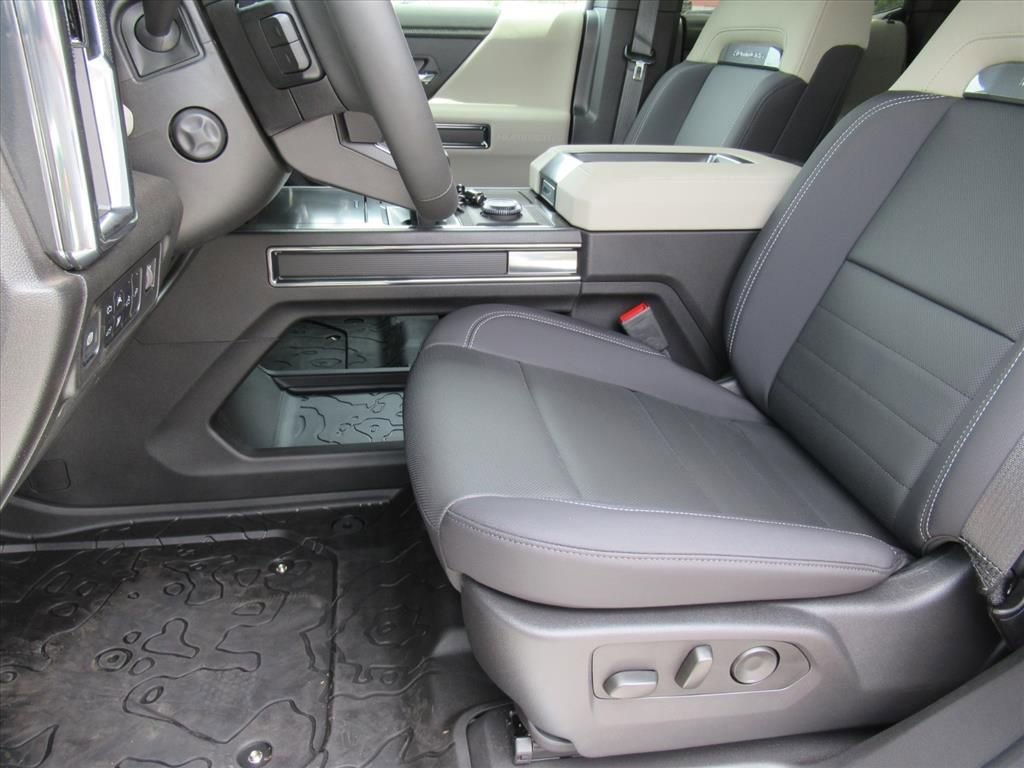 2026 GMC HUMMER EV 2X - Photo 16
