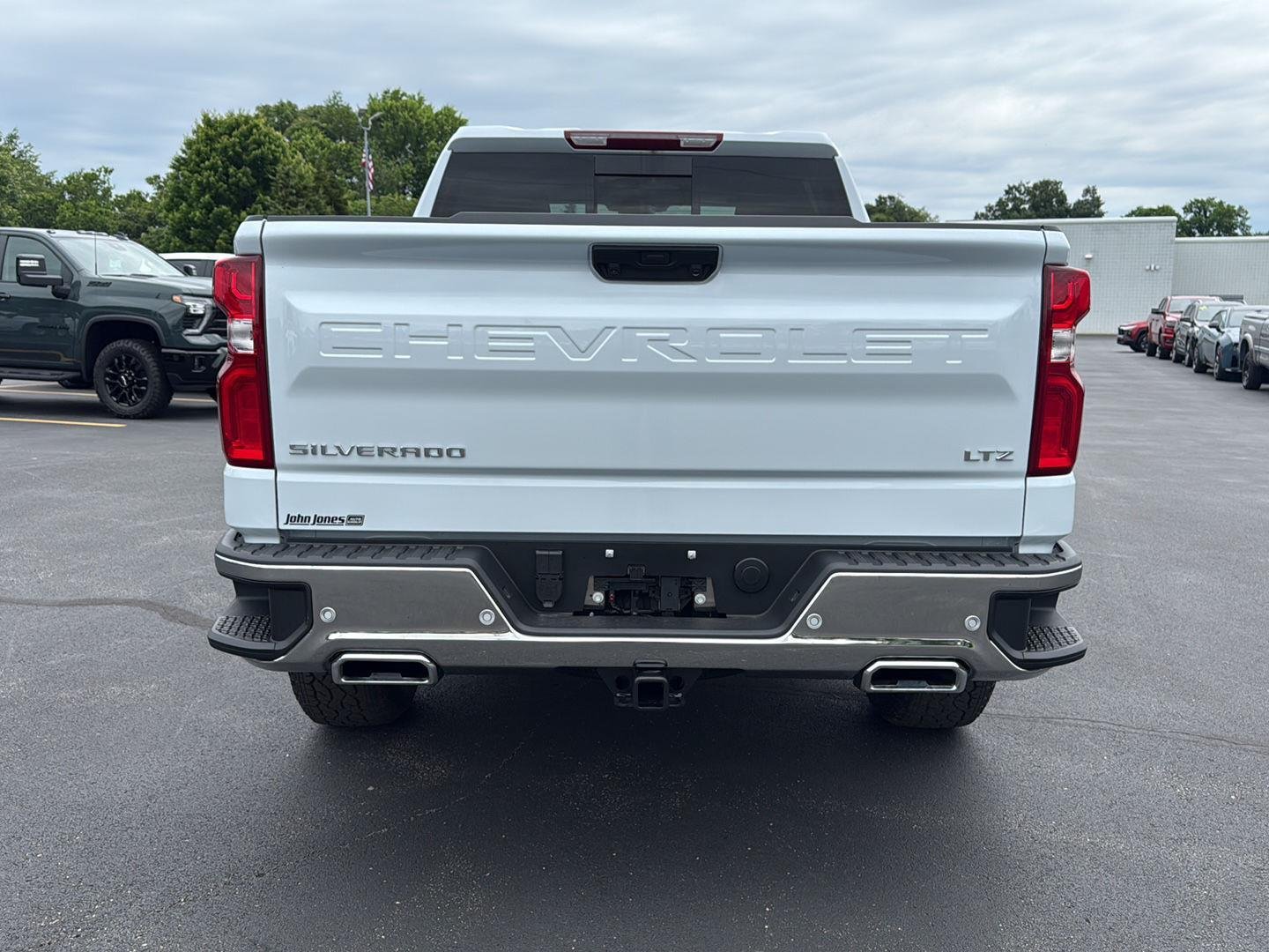 2026 Chevrolet Silverado 1500 LTZ - Photo 16