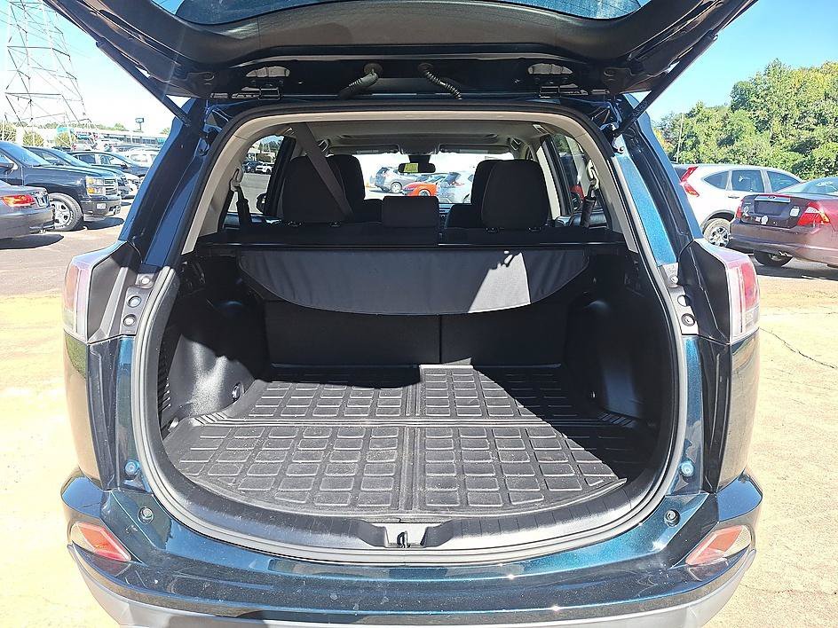 Used 2017 Galactic Aqua Mica Toyota XLE image 23