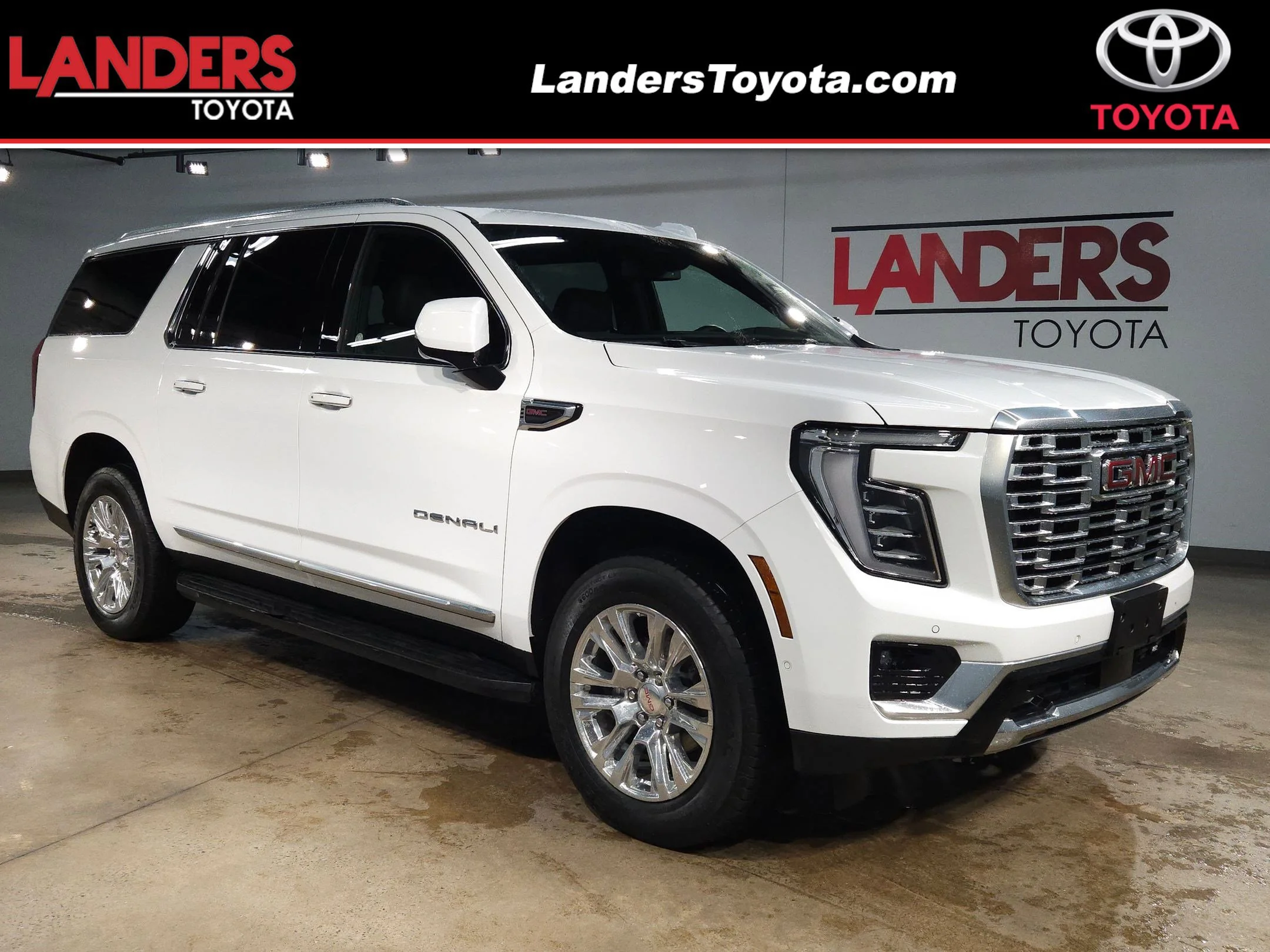 2025 GMC Yukon Denali AWD's photo