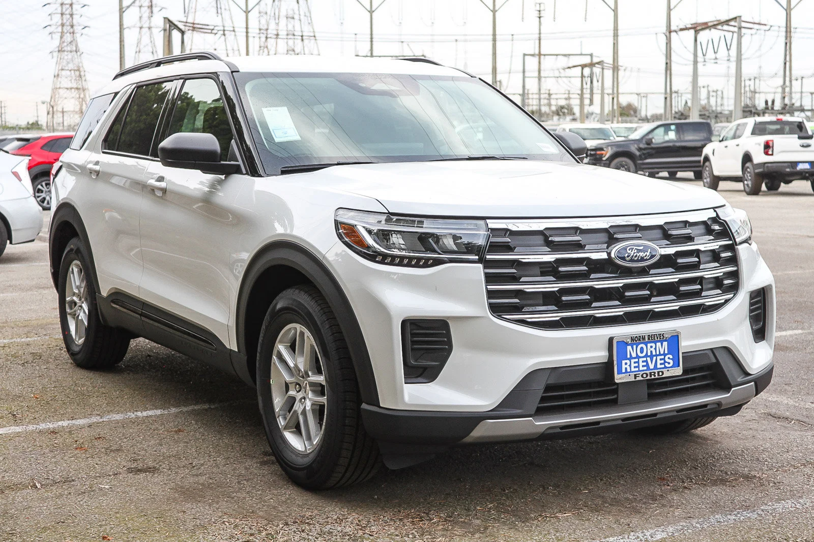 New 2026 Star White Metallic Tri-Coat Ford Active image 3