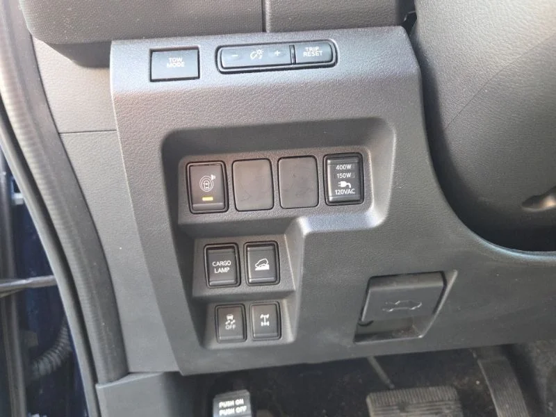 Used 2023 Blue Nissan PRO-4X image 21
