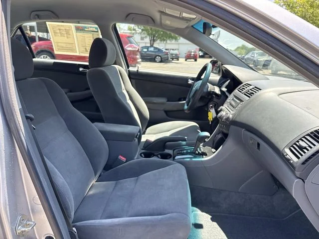Used 2007 Silver Honda SE image 15