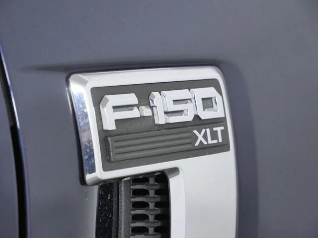 Used 2023 Blue Ford XLT image 9