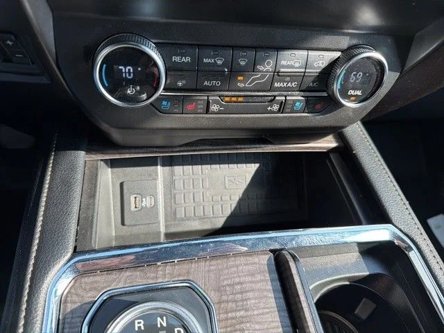 Used 2021 Black Ford Limited image 24
