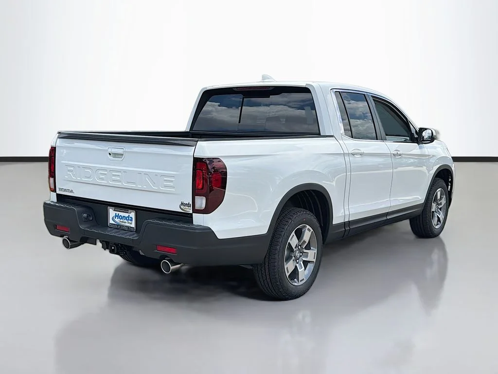 New 2026 Platinum White Pearl Honda RTL image 6