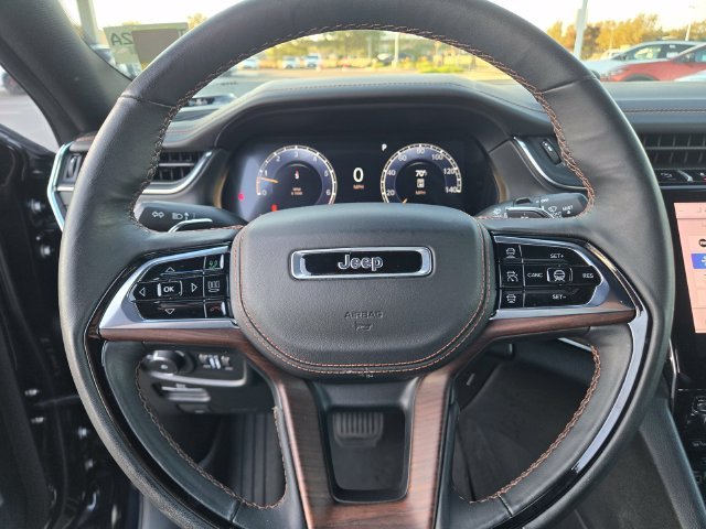 Used 2024 Black Jeep Summit image 20