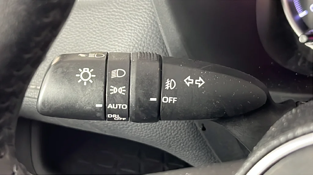 2019 Toyota RAV4 XLE Premium - Photo 26