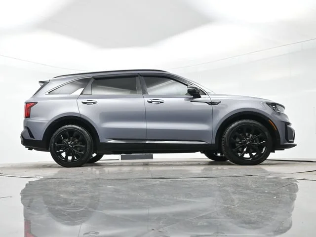 Used 2021 Everlasting Silver Kia SX image 34