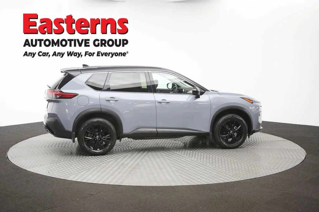 Used 2023 Gray Nissan SV image 40