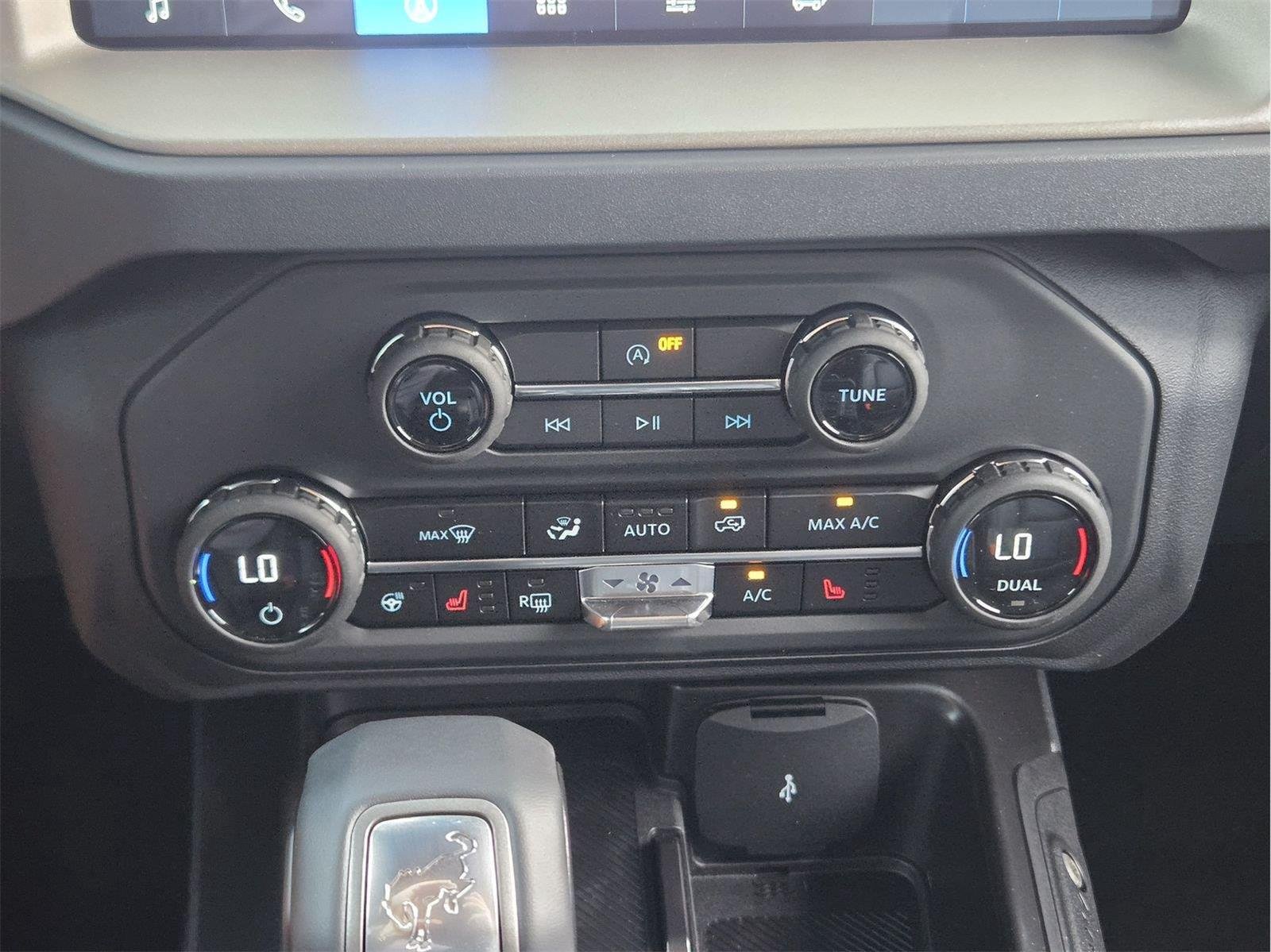 New 2026 Avalanche Gray Ford Outer Banks® image 13