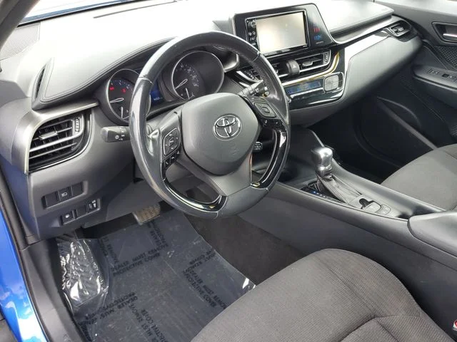 Used 2018 Blue Toyota XLE image 25