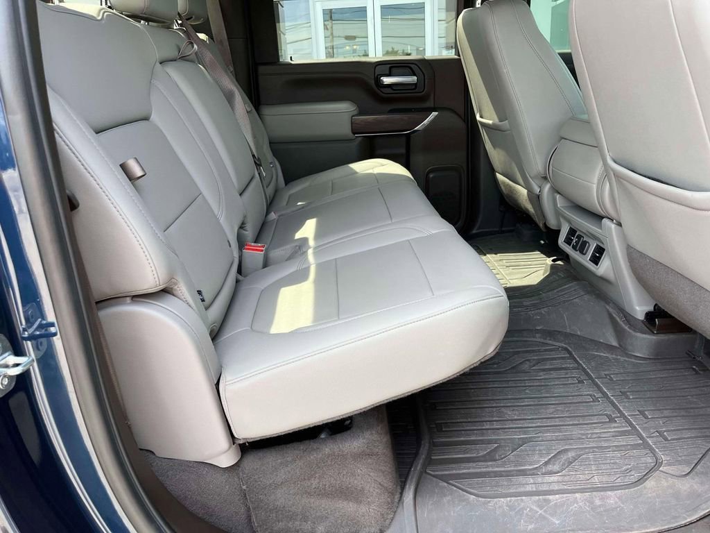 2021 GMC Sierra 2500HD SLT - Photo 18