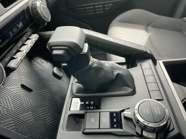 Used 2025 White Toyota SR5 image 19