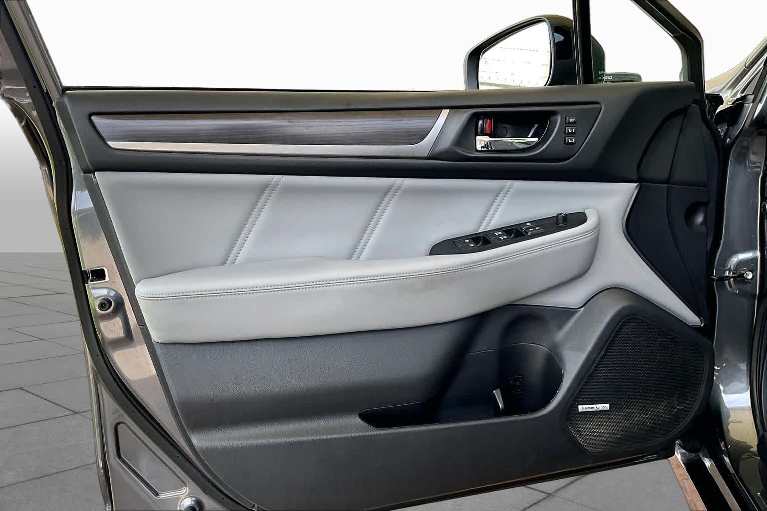 Used 2019 Magnetite Gray Metallic Subaru Limited image 19