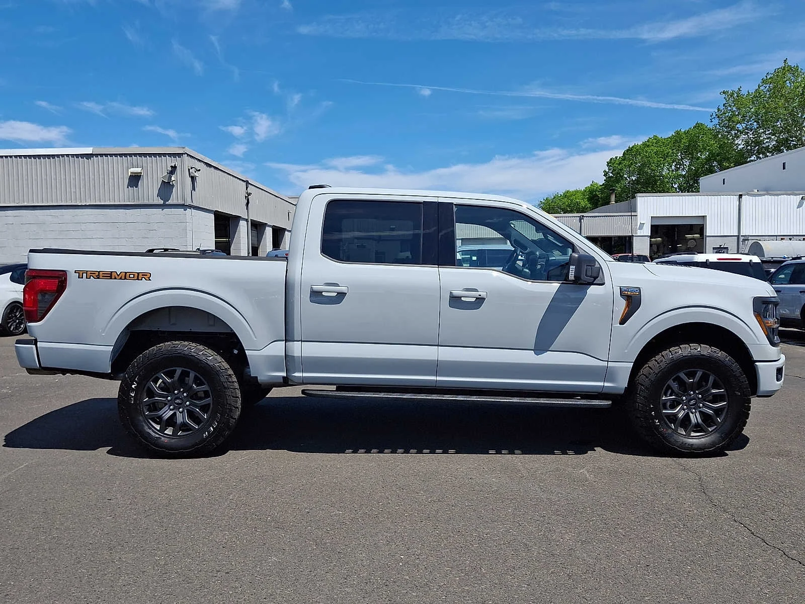 Used 2026 Avalanche Ford Tremor image 7