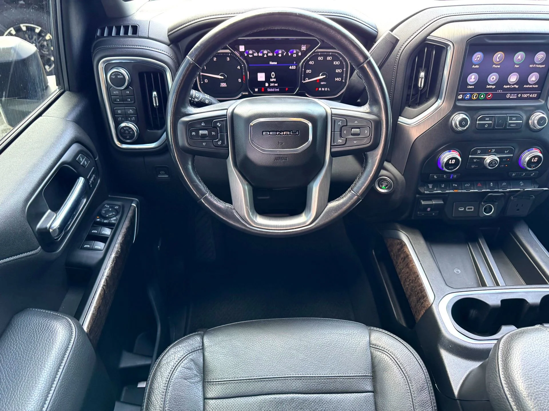 Used 2022 Onyx Black GMC Denali image 23