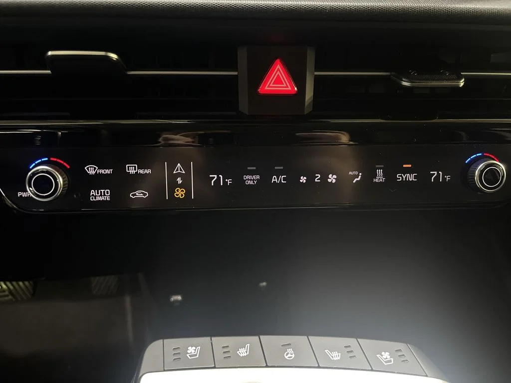 2022 Kia EV6 Wind - Photo 16