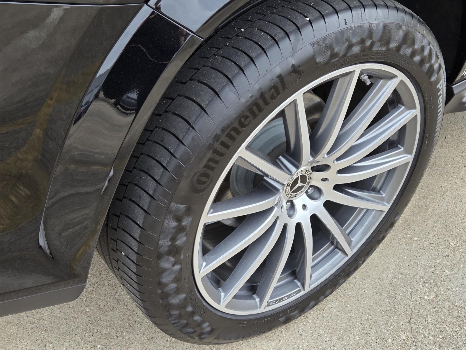 Used 2024 Obsidian Black Metallic Mercedes-Benz GLS image 12
